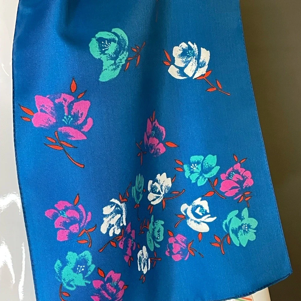 Vintage Electric Blue Scarf 10 In by 48 In Excellent Condition